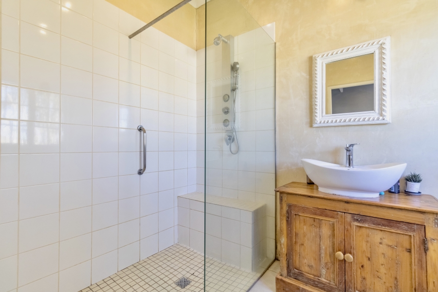 4 Bedroom Property for Sale in Klein Dassenberg Western Cape